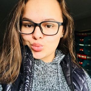 Meet your Posher, Elida